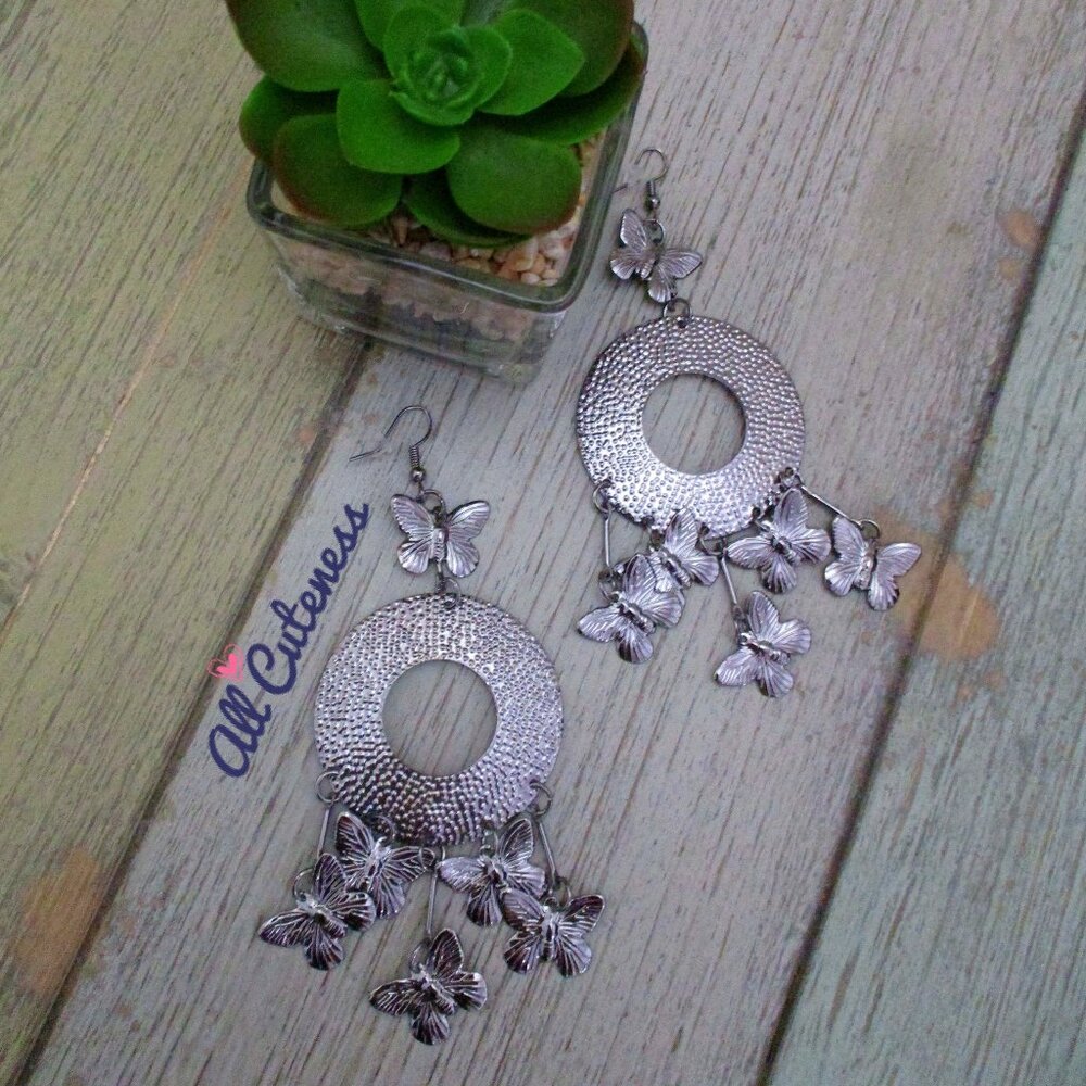 🎀 (NWOT) Butterfly Earrings